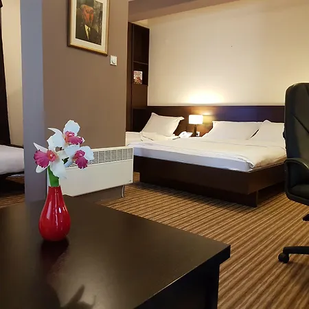 Keto 3* Podgorica