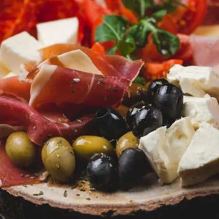 Keto Hotel